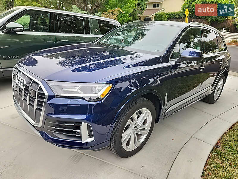 Позашляховик / Кросовер Audi Q7 2022 в Чернігові