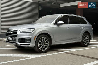 Позашляховик / Кросовер Audi Q7 2015 в Києві