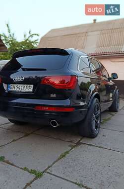 Позашляховик / Кросовер Audi Q7 2006 в 