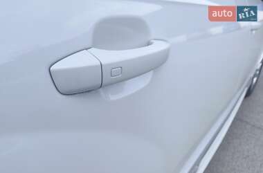 Внедорожник / Кроссовер Audi Q7 2020 в 