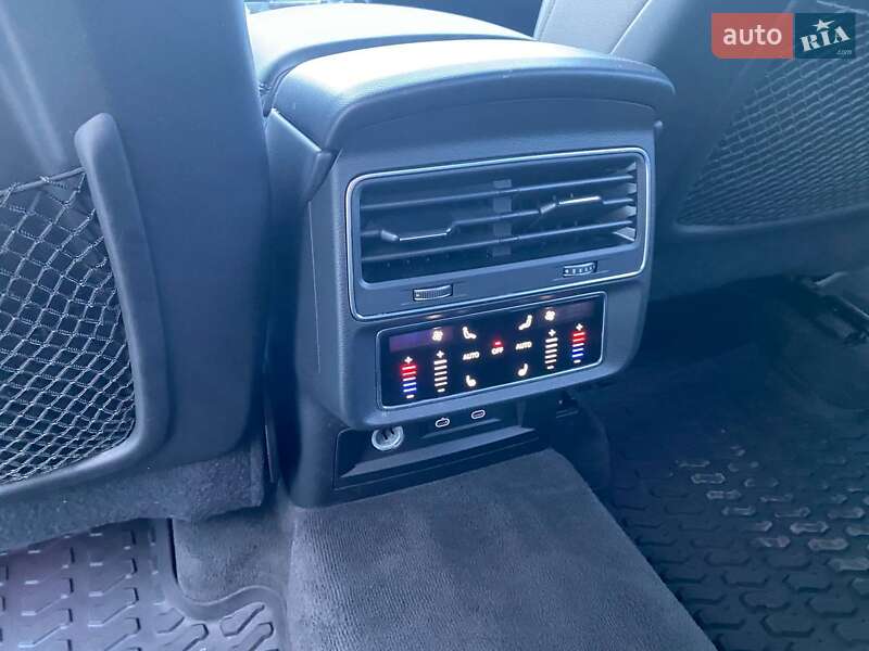 Внедорожник / Кроссовер Audi Q7 2021 в Львове