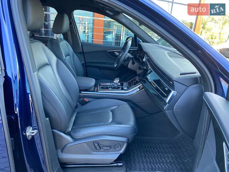 Внедорожник / Кроссовер Audi Q7 2021 в Львове