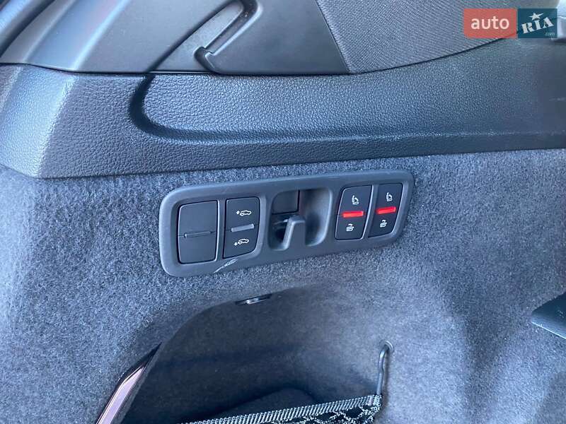 Внедорожник / Кроссовер Audi Q7 2021 в Львове
