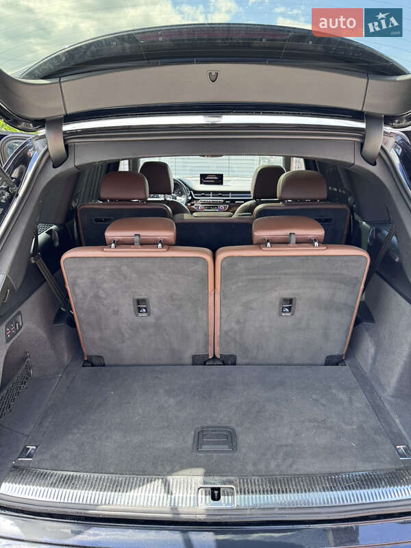 Внедорожник / Кроссовер Audi Q7 2016 в Львове