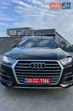 Внедорожник / Кроссовер Audi Q7 2017 в Луцке