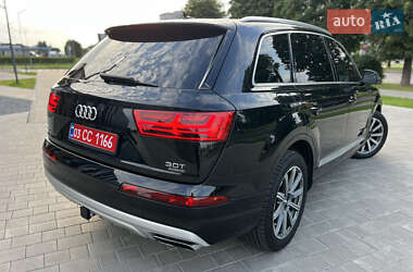 Внедорожник / Кроссовер Audi Q7 2017 в 