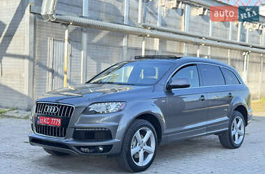 Внедорожник / Кроссовер Audi Q7 2012 в 