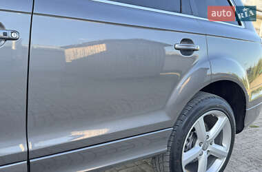 Внедорожник / Кроссовер Audi Q7 2012 в 