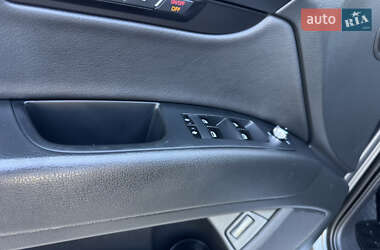 Внедорожник / Кроссовер Audi Q7 2012 в 