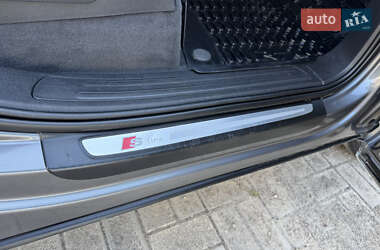 Внедорожник / Кроссовер Audi Q7 2012 в 