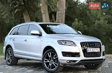 Внедорожник / Кроссовер Audi Q7 2013 в 