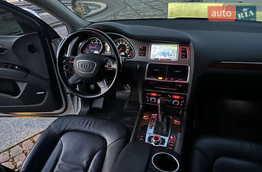 Внедорожник / Кроссовер Audi Q7 2013 в 