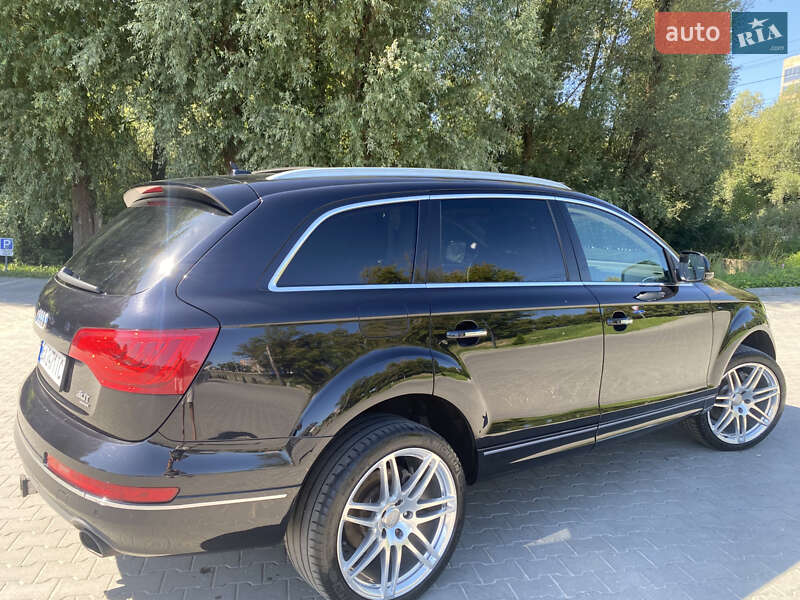 Внедорожник / Кроссовер Audi Q7 2014 в Хмельницком