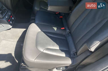 Внедорожник / Кроссовер Audi Q7 2014 в 
