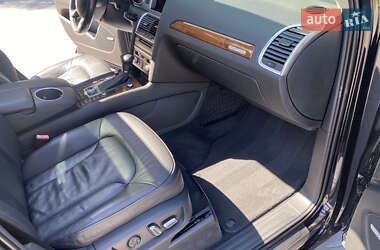 Внедорожник / Кроссовер Audi Q7 2014 в 