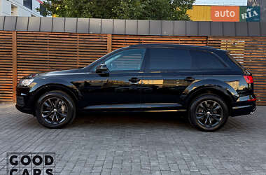 Внедорожник / Кроссовер Audi Q7 2019 в 