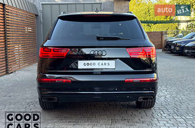 Внедорожник / Кроссовер Audi Q7 2019 в 