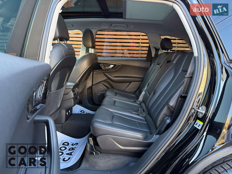 Позашляховик / Кросовер Audi Q7 2019 в Одесі