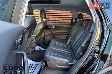 Внедорожник / Кроссовер Audi Q7 2019 в 