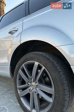 Внедорожник / Кроссовер Audi Q7 2012 в 