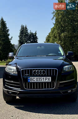 Внедорожник / Кроссовер Audi Q7 2012 в 