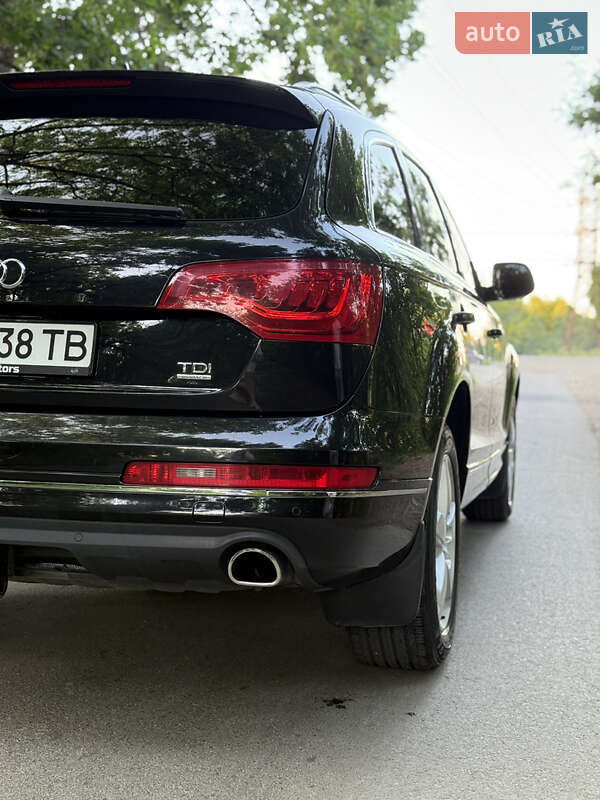 Внедорожник / Кроссовер Audi Q7 2012 в Стрые