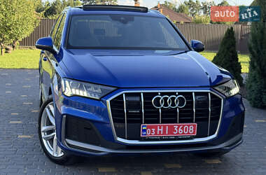 Внедорожник / Кроссовер Audi Q7 2021 в 