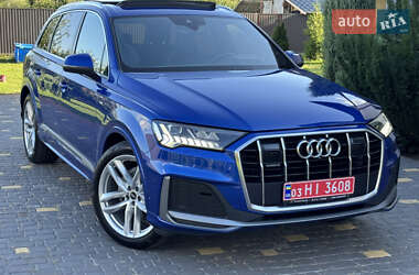 Внедорожник / Кроссовер Audi Q7 2021 в 