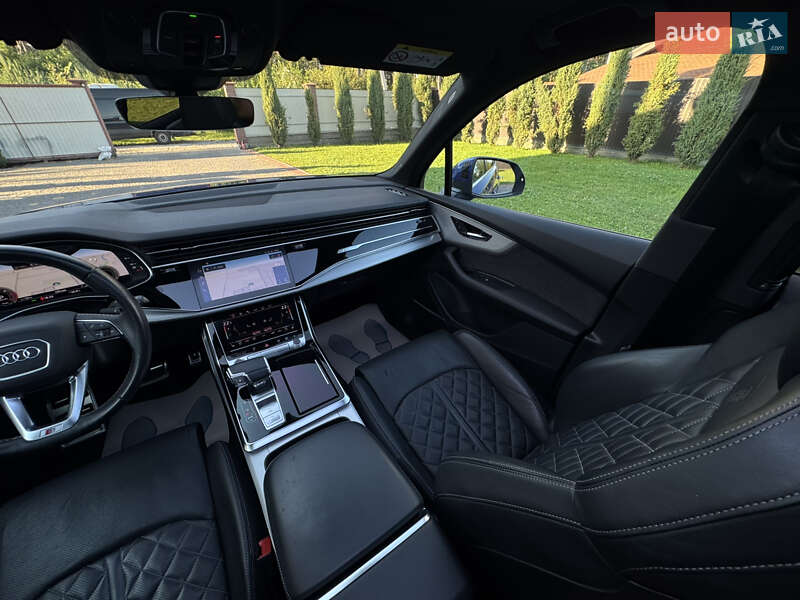 Внедорожник / Кроссовер Audi Q7 2021 в Киеве