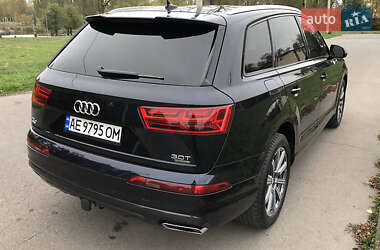 Внедорожник / Кроссовер Audi Q7 2018 в 
