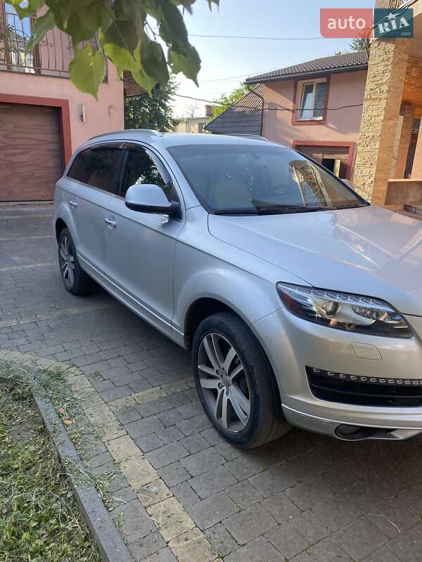 Позашляховик / Кросовер Audi Q7 2012 в Львові