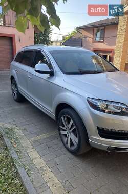 Внедорожник / Кроссовер Audi Q7 2012 в 