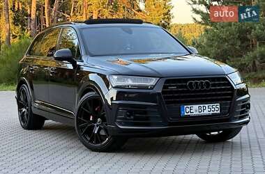 Внедорожник / Кроссовер Audi Q7 2019 в 