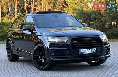 Внедорожник / Кроссовер Audi Q7 2019 в 