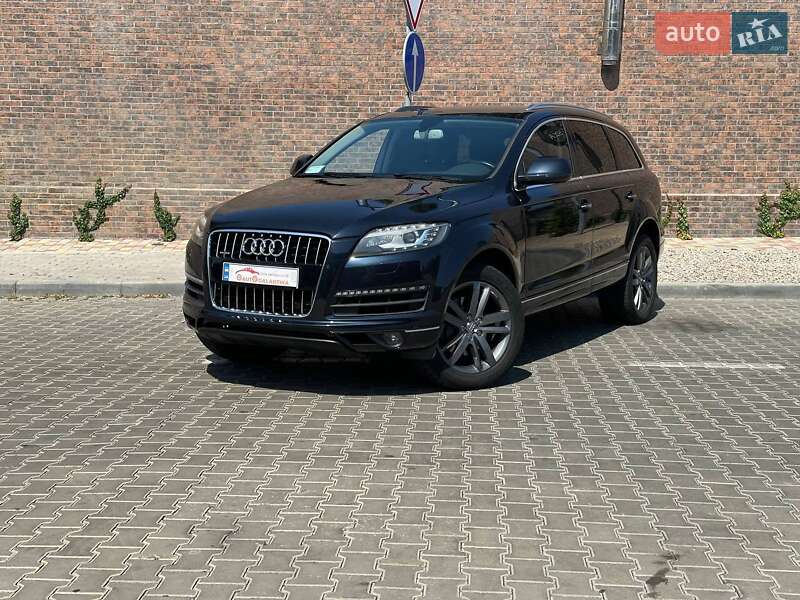 Внедорожник / Кроссовер Audi Q7 2012 в Одессе