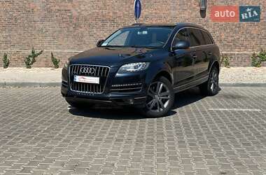 Внедорожник / Кроссовер Audi Q7 2012 в 