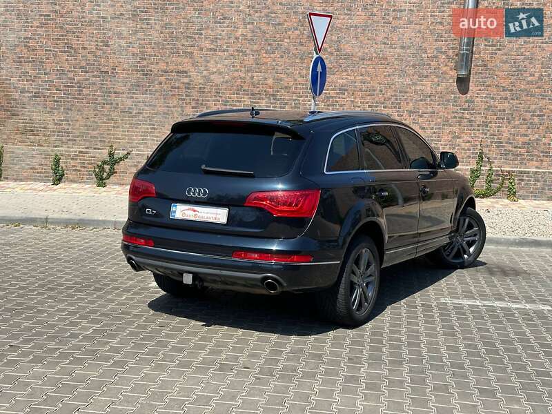 Внедорожник / Кроссовер Audi Q7 2012 в Одессе