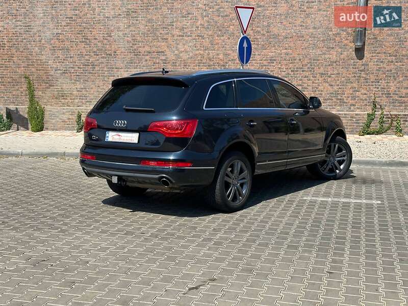Внедорожник / Кроссовер Audi Q7 2012 в Одессе