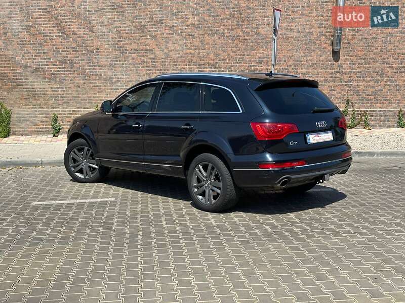 Внедорожник / Кроссовер Audi Q7 2012 в Одессе