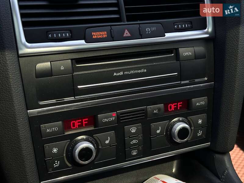 Внедорожник / Кроссовер Audi Q7 2012 в Одессе