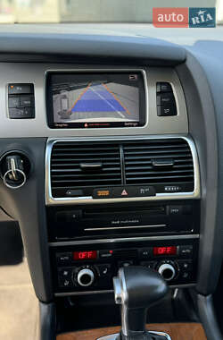 Внедорожник / Кроссовер Audi Q7 2014 в 