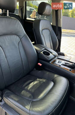 Внедорожник / Кроссовер Audi Q7 2014 в 