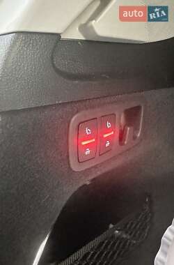 Позашляховик / Кросовер Audi Q7 2020 в 
