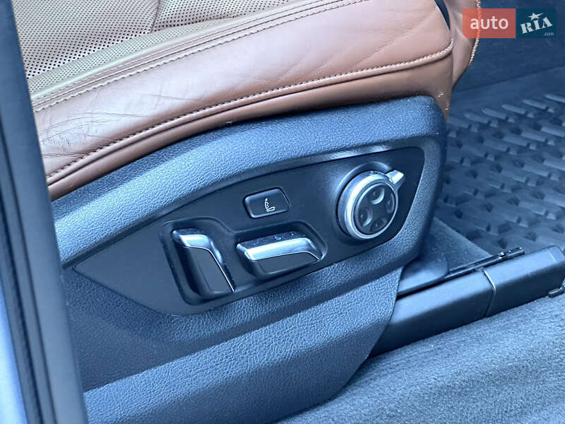 Внедорожник / Кроссовер Audi Q7 2017 в Луцке