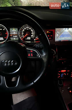 Внедорожник / Кроссовер Audi Q7 2012 в 