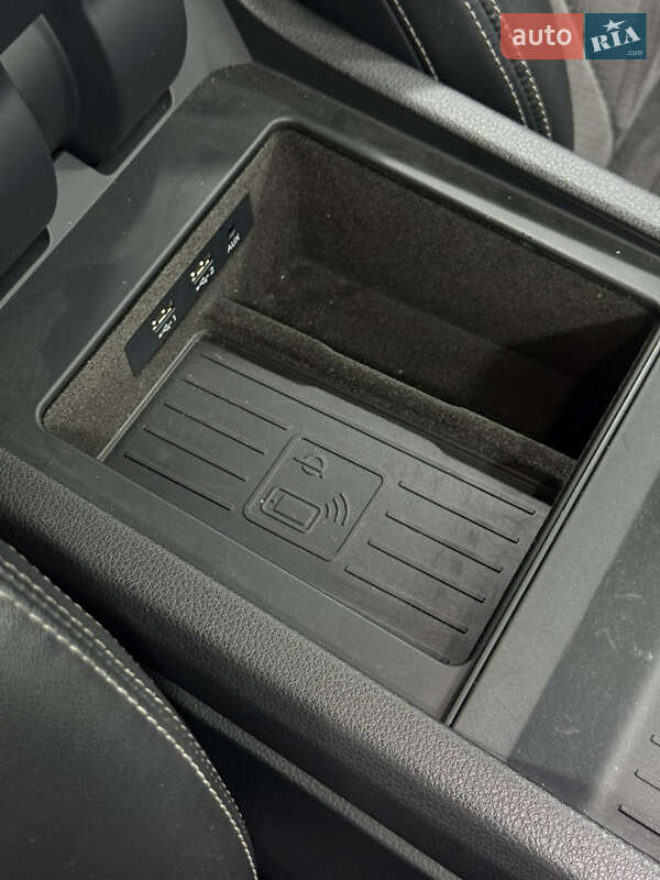 Позашляховик / Кросовер Audi Q7 2016 в Одесі