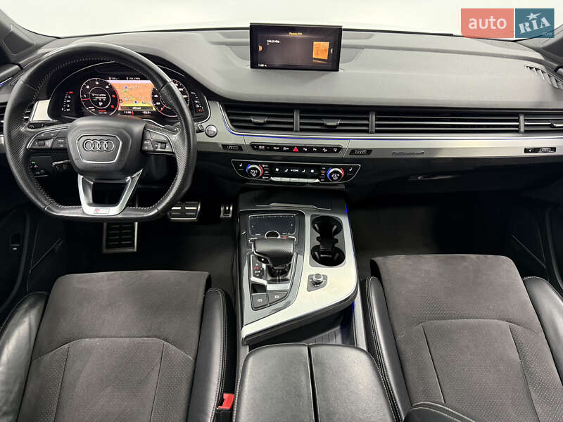 Позашляховик / Кросовер Audi Q7 2016 в Одесі