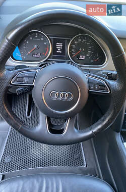 Внедорожник / Кроссовер Audi Q7 2015 в 