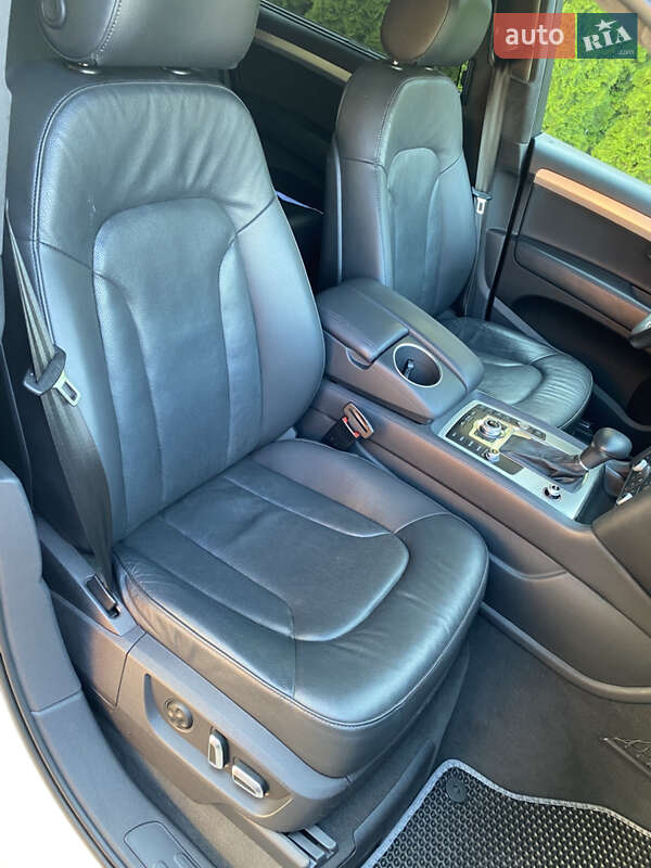 Позашляховик / Кросовер Audi Q7 2015 в Львові фото 14 Позашляховик / Кросовер Audi Q7 2015 в Львові