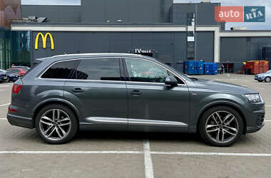 Audi Q7 2015